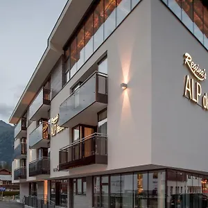 The Deluxe By Regina Apartmanhotel