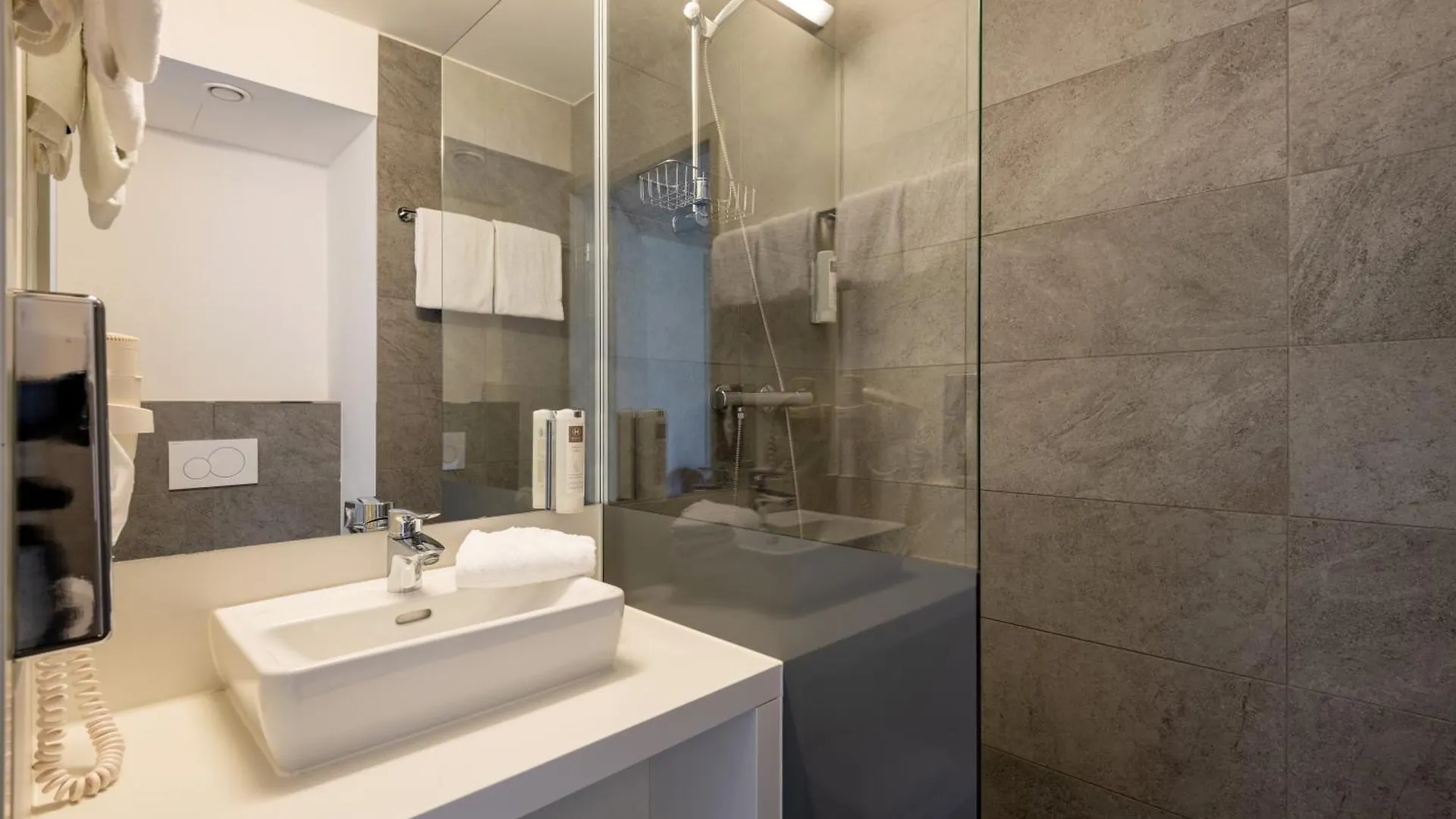 Hwest Hotel Hall in Tirol