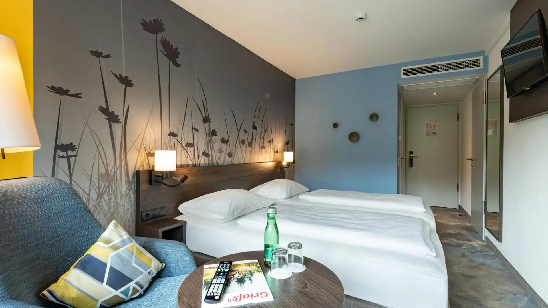 Hwest Hotel Hall in Tirol 3*,