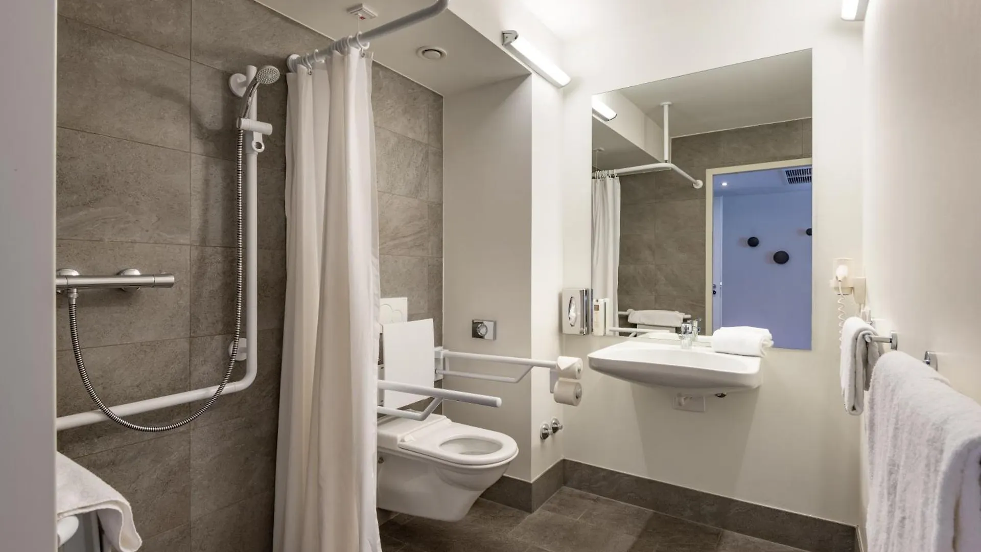 Hwest Hotel Hall in Tirol